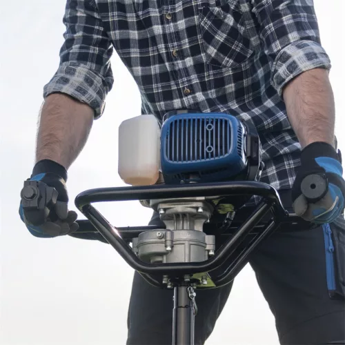 Scheppach EB 2000 benzinmotoros földfúró 52 cm³, 3 fúrószárral, 200 mm-ig, rezgéscsillapítós