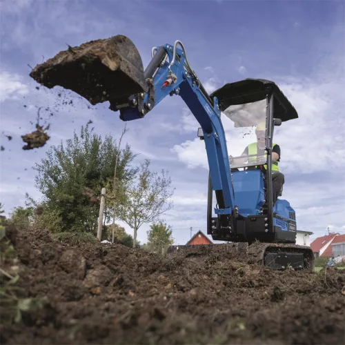 Scheppach EXC 1400 mini kotrógép 1 t, 360°, 1,76 m ásásmélység, 420 cm³ benzinmotor