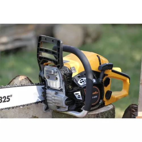 Riwall PRO RPCS 6250 benzinmotoros láncfűrész 62 cm³, 50 cm, Oregon lánc, Walbro porlasztó